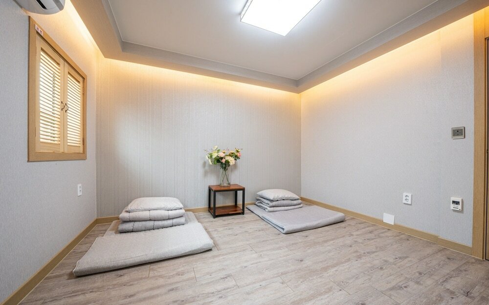 Фото Yangyang Yuchaekkotyanggicheoreom