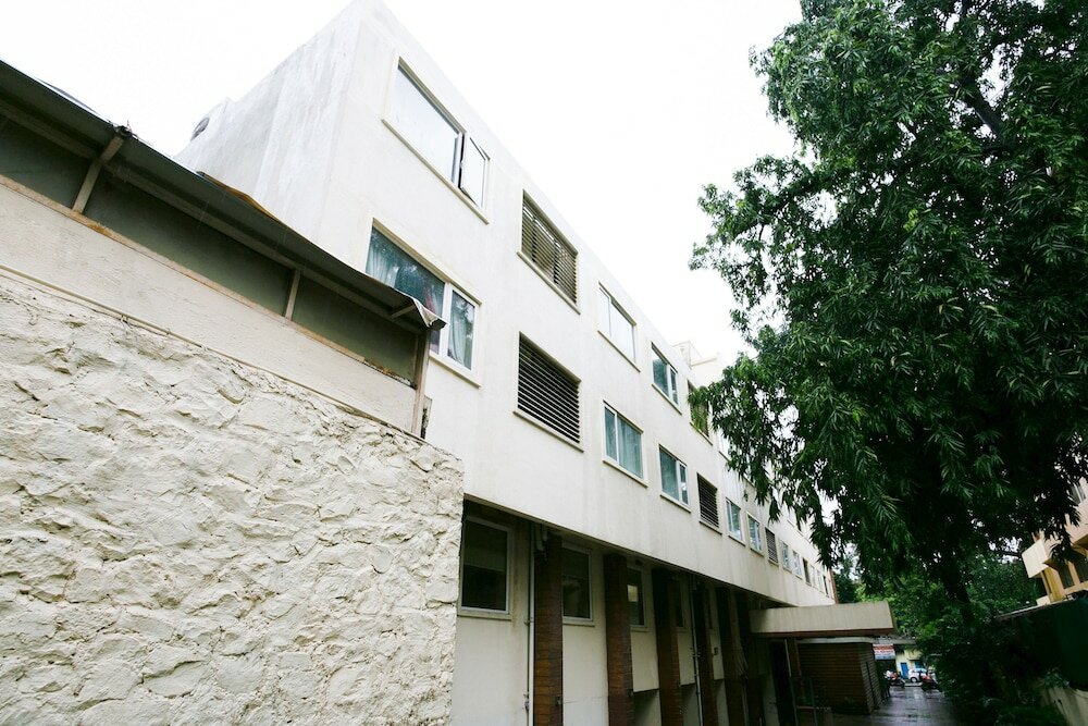 Фото Capital O 45587 The Roa Hotel