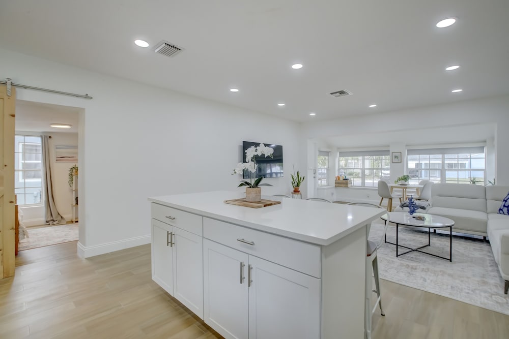 Фото Madrina's Cozy 3br-1ba Spacious Backyard