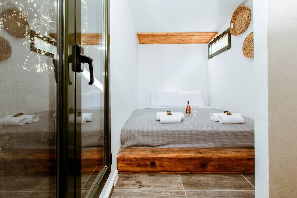 Фото Traditional Apartments Elafos