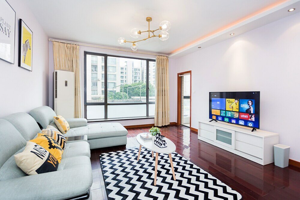 Фото Good Time Travellers Inn- Shanghai New International Expo Apartment