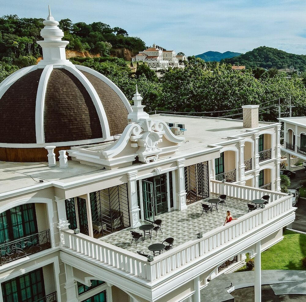 Фото Grand Lord Hotel& Residence