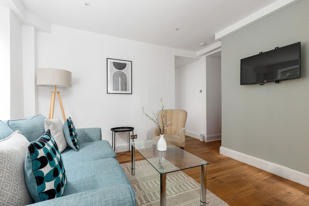 Фото The Abbey Road Apartments