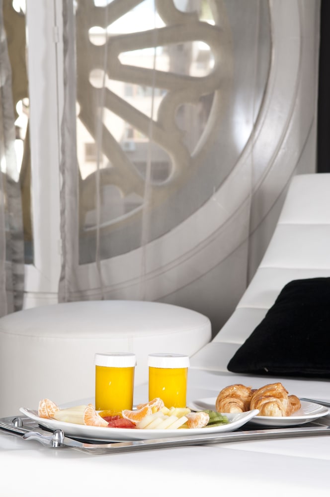 Фото 121540703827