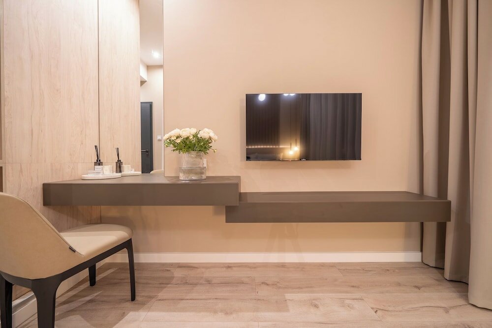 Фото Károly Boutique Suites, Best Location by Bqa