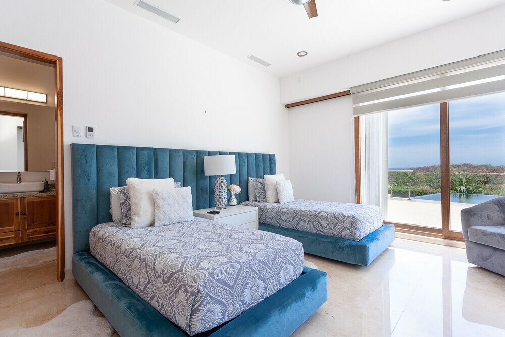 Фото Gorgeous estate in Puerto Los Cabos golf and beach community