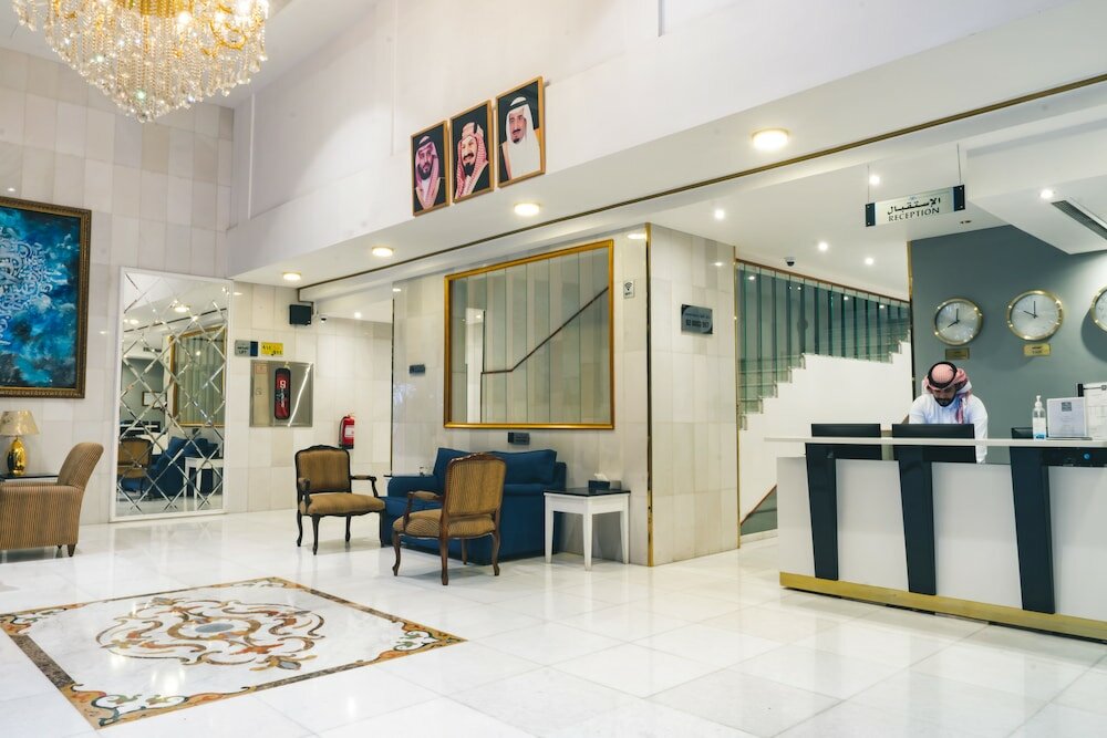 Фото Platinum Alkhamseen