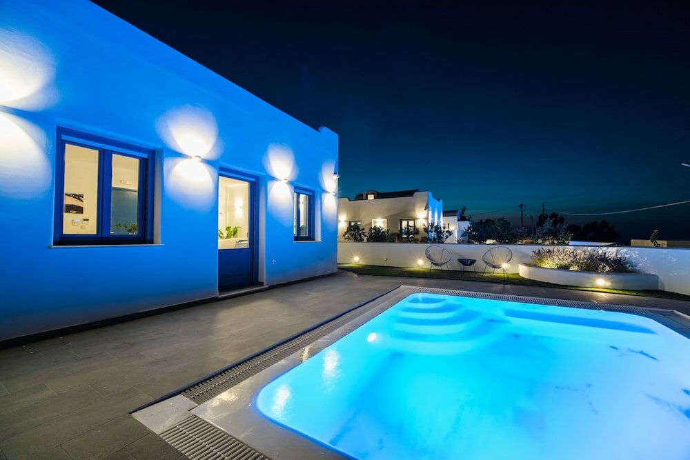 Фото Kyklos luxury Villas with private pool