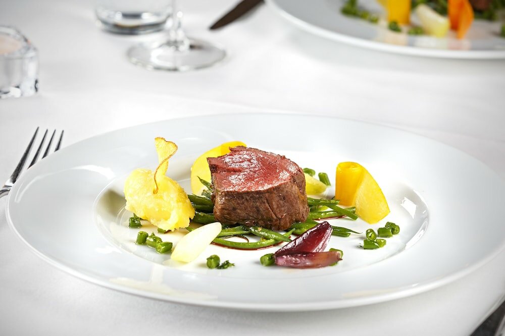 Фото Ramada by Wyndham Baden Hotel du Parc