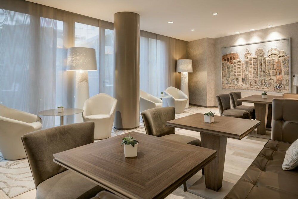 Фото AC Hotel Colon Valencia