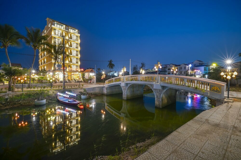 Hotel Hoi An Babylon Riverside Hotel & Spa, Hội An, photo