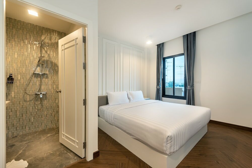 Фото Nine River Hotel