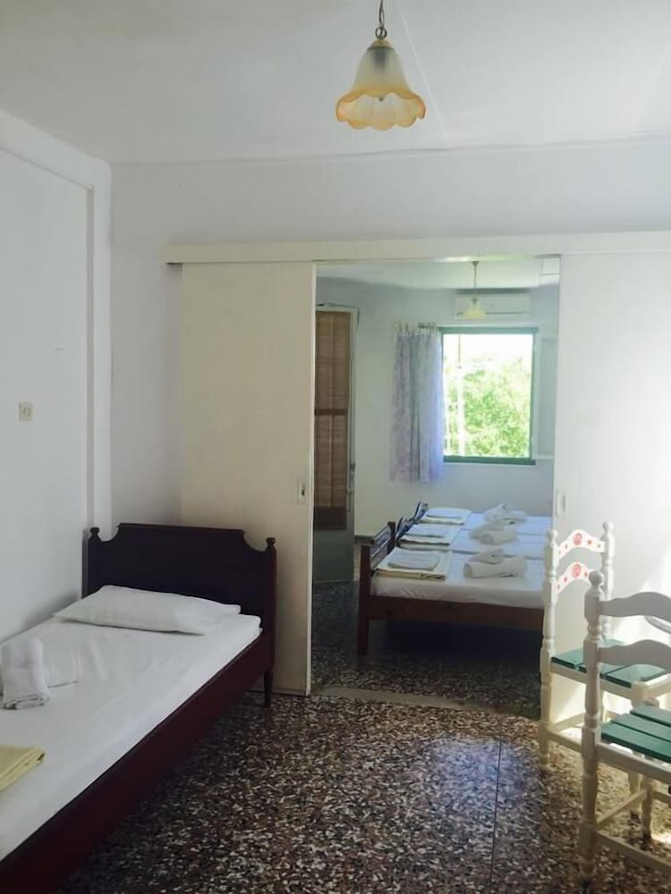 Фото Villa Meroulas