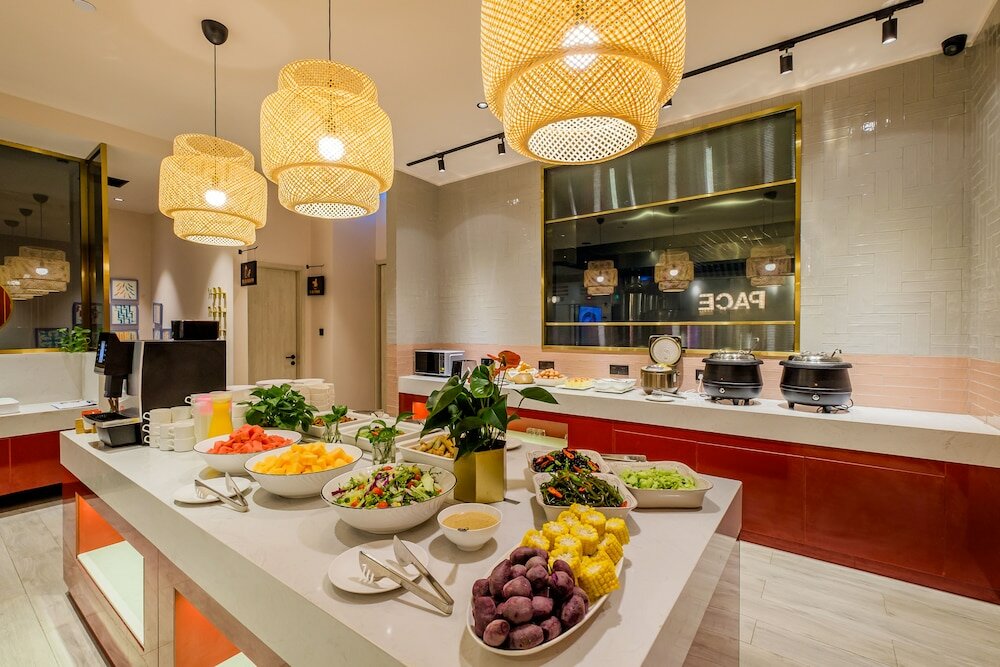 Фото Pace Hotel Suzhou Guanqian Branch