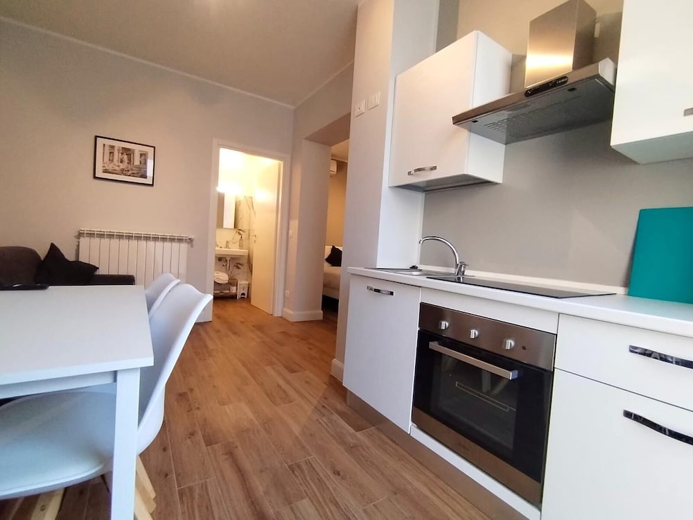 Фото Hh Hermoso Housing Asti