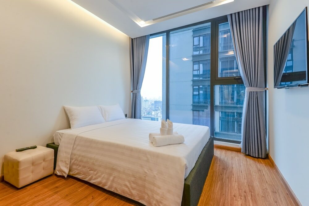 Фото La Rosa Vinhomes Metropolis