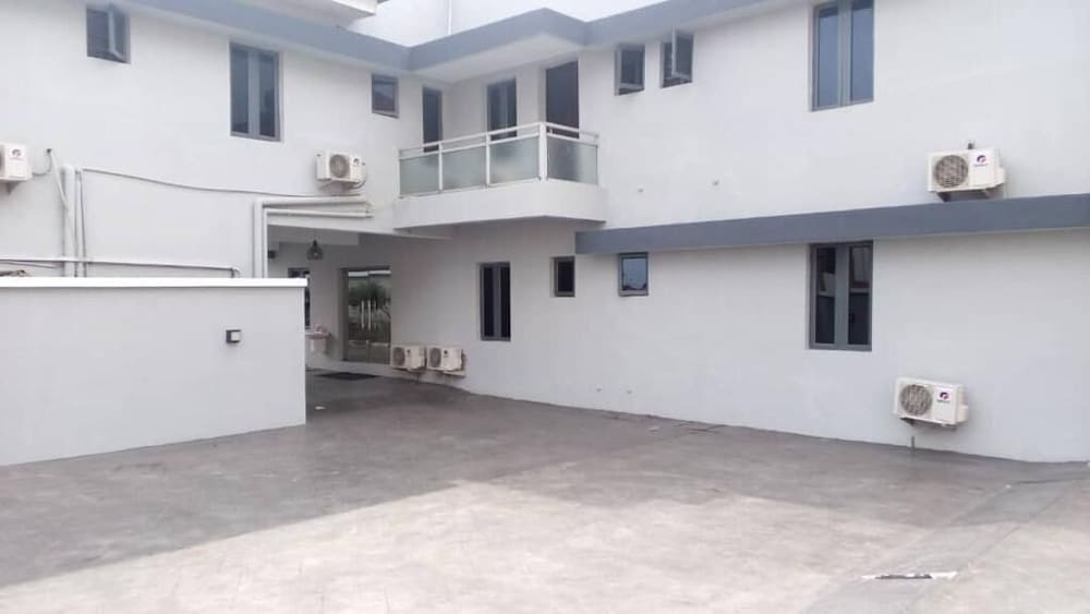 Фото Choice Luxe Lagos