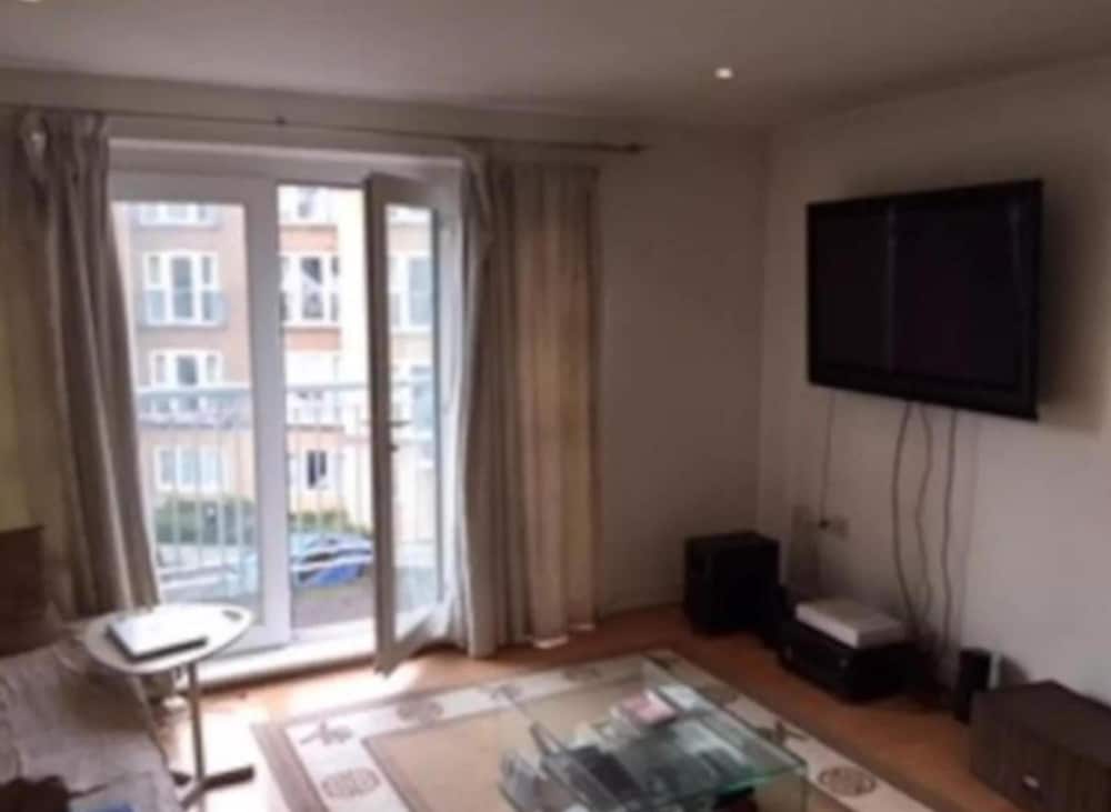 Фото Double Room & Private Bathroom