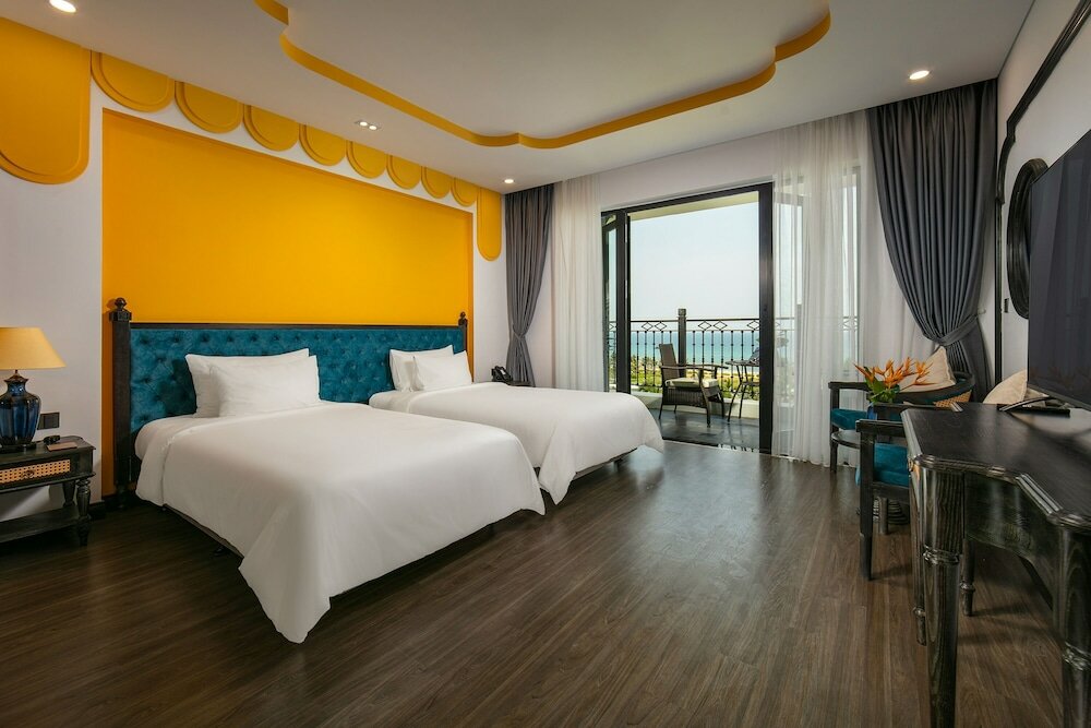 Фото Bliss Hoi An Beach Resort & Wellness