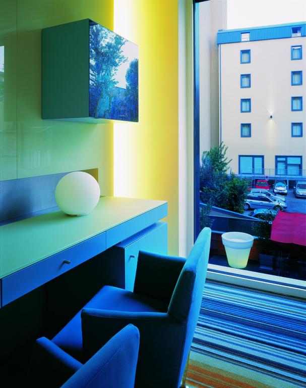 Фото Una Hotels Bologna Centro