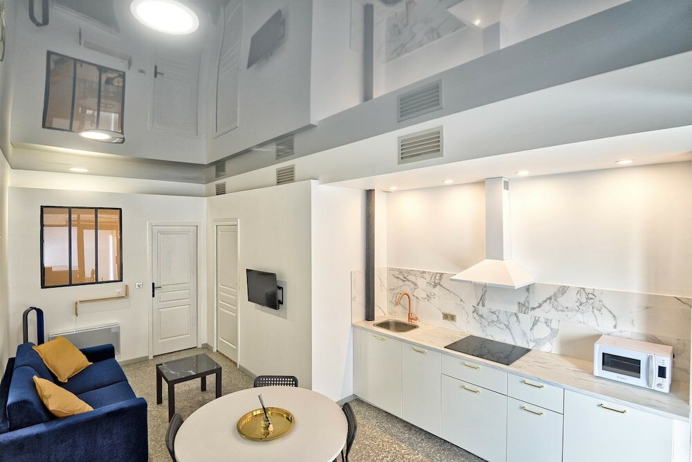 Фото Villa Lafaille Apartment Hotel by J