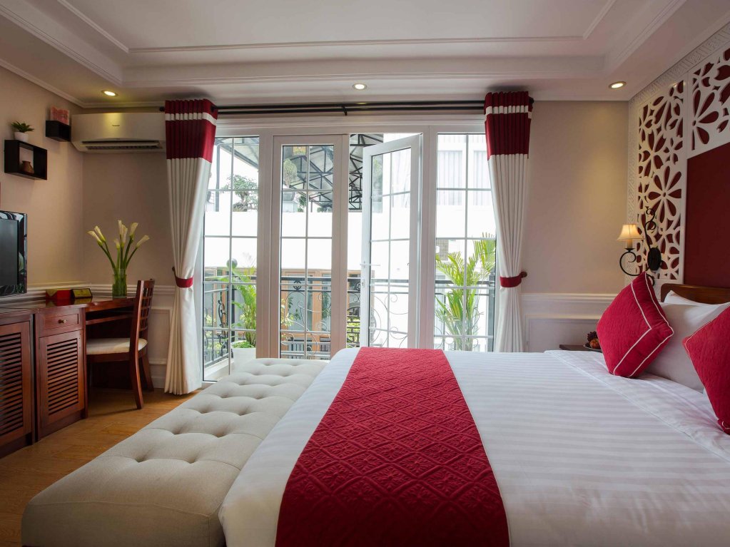 Фото отеля 2