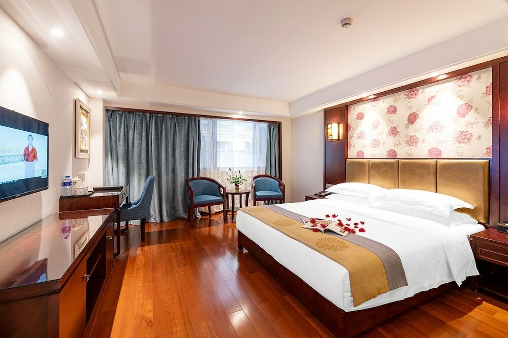 Фото Zongrui Hotel