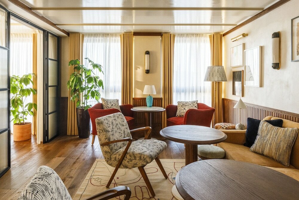 Фото Stunning Apartment with City views