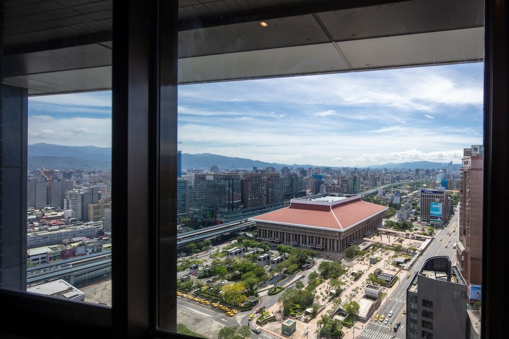 Фото Roaders Plus Hotel Taipei Station