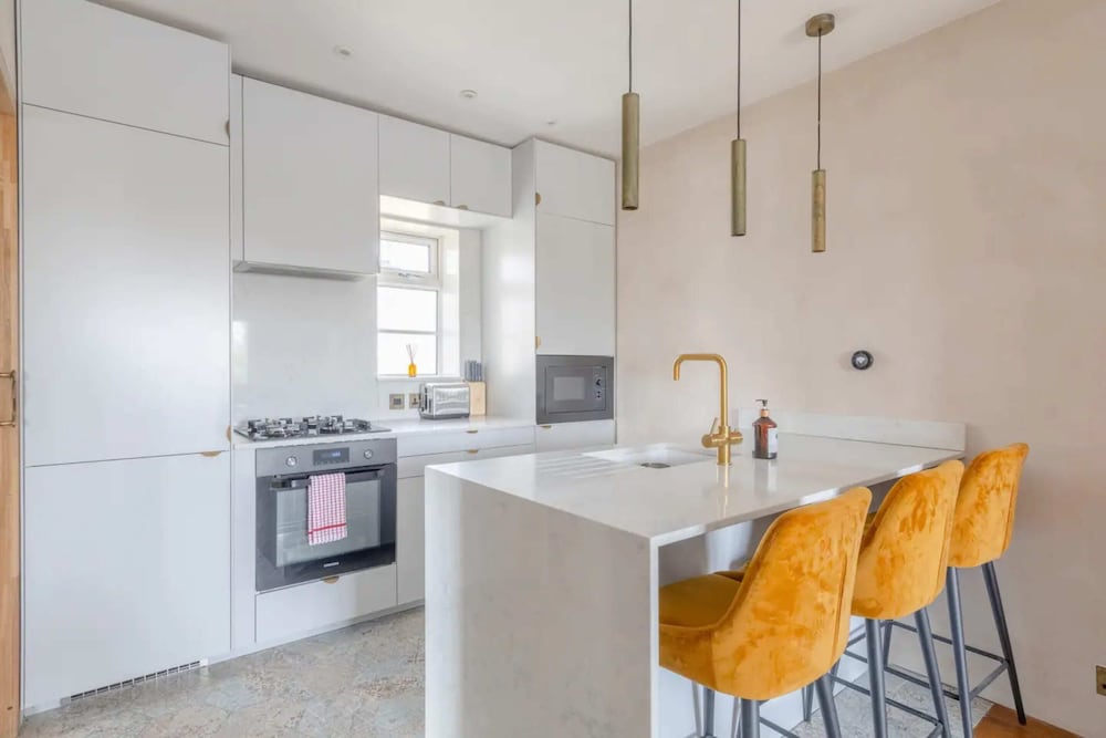 Фото Quirky 2bd Flat in De Beauvoir