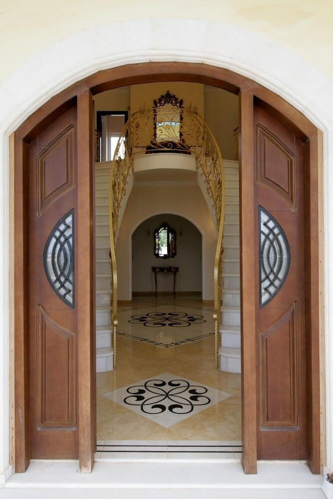 Фото Luxurious Villa Anthi