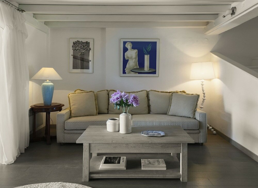 Фото Soleado Beachfront Villa