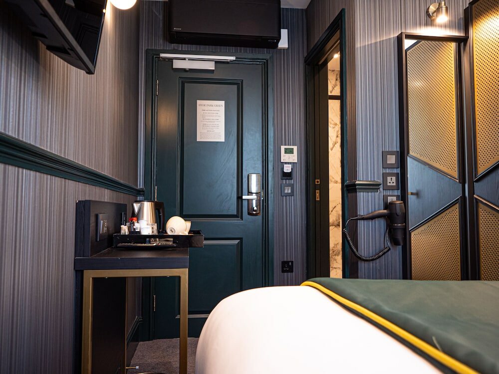 Фото Hyde Park Green