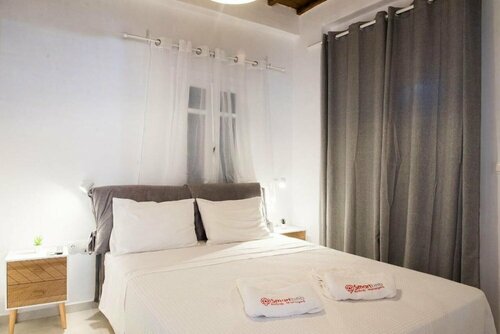 Гостиница Glamorous 2br Villa in Ornos w Sea View