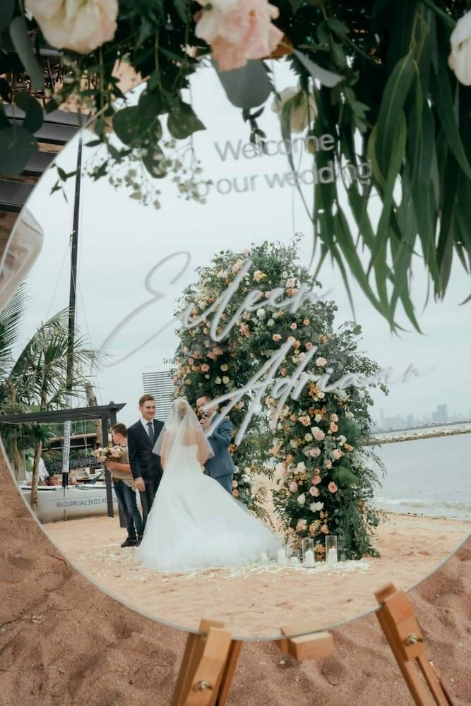 Фото Worita Cove