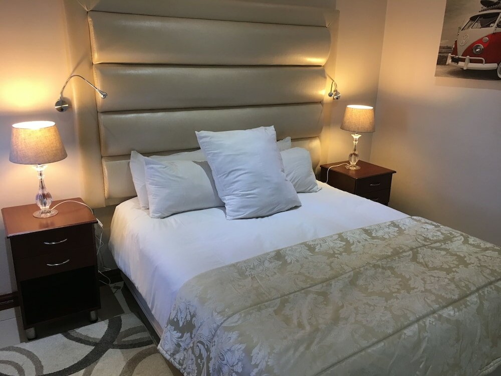 Фото The Meritus