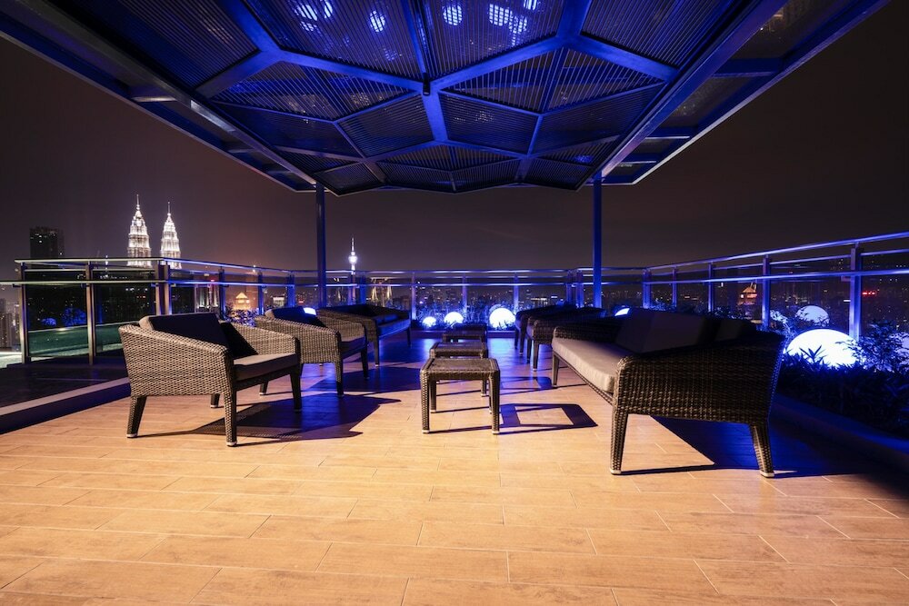 Фото Expressionz Professional Suites Wodages