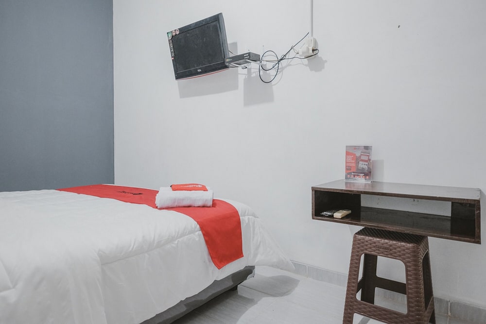 Фото RedDoorz Syariah near Mall Boemi Kedaton Lampung 2