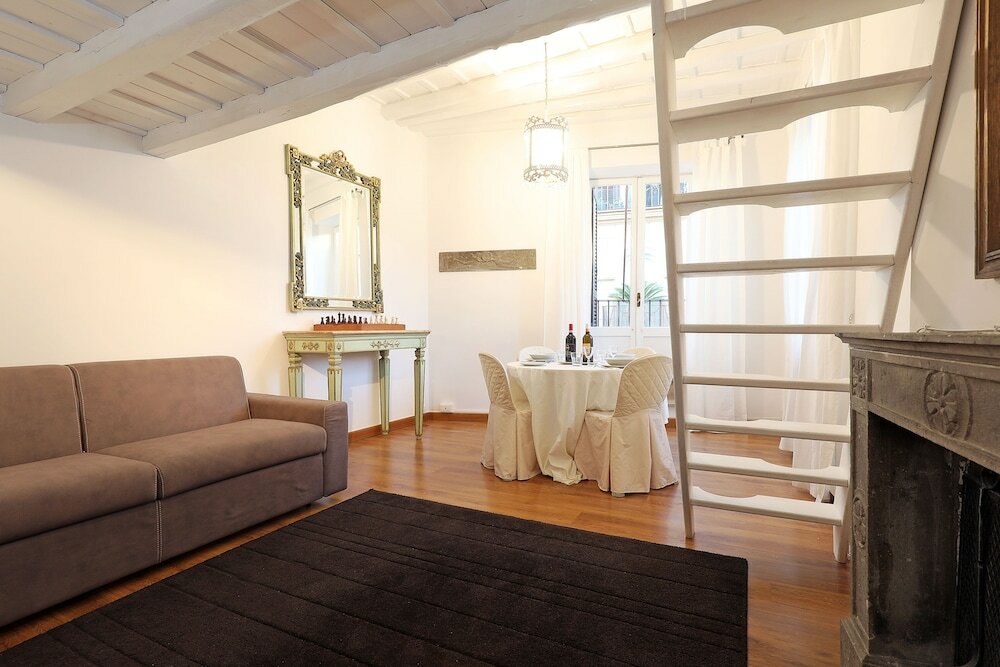 Фото Monserrato Apartment