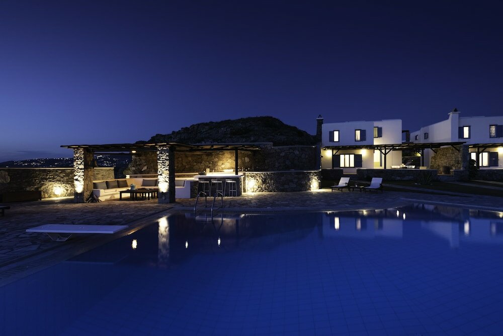 Фото Mykopetra Villas