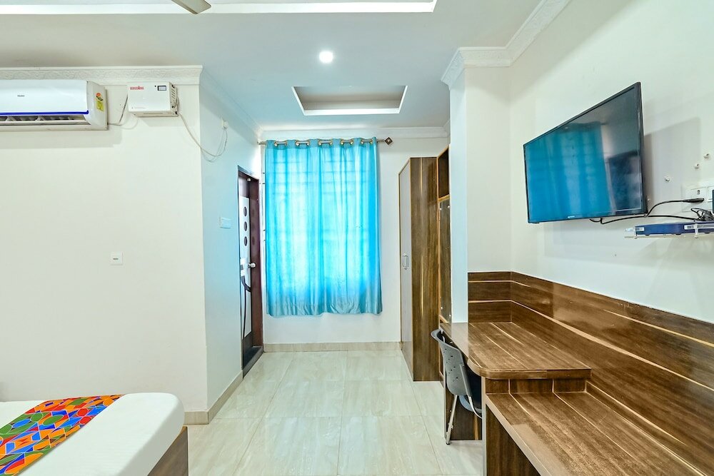 Фото Fabhotel Good Luck Residency