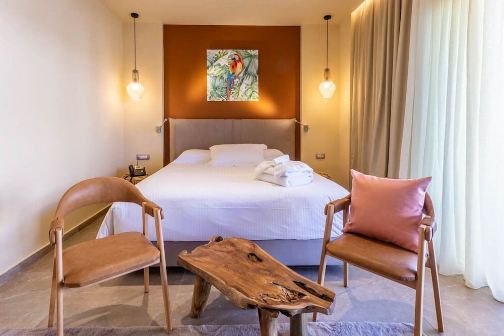 Фото Elysian Luxury Hotel & SPA