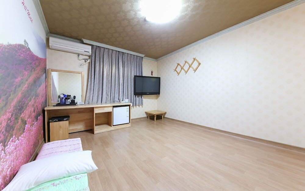 Фото Yeosu Hakdong Hill