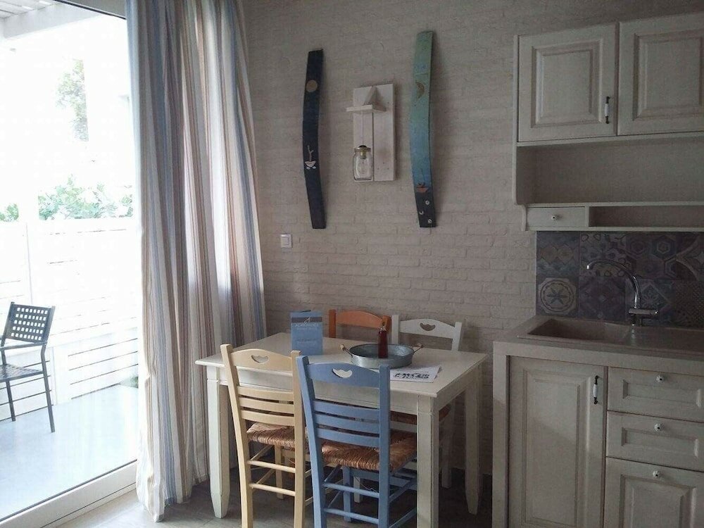 Фото Alkionides Seaside Apartments