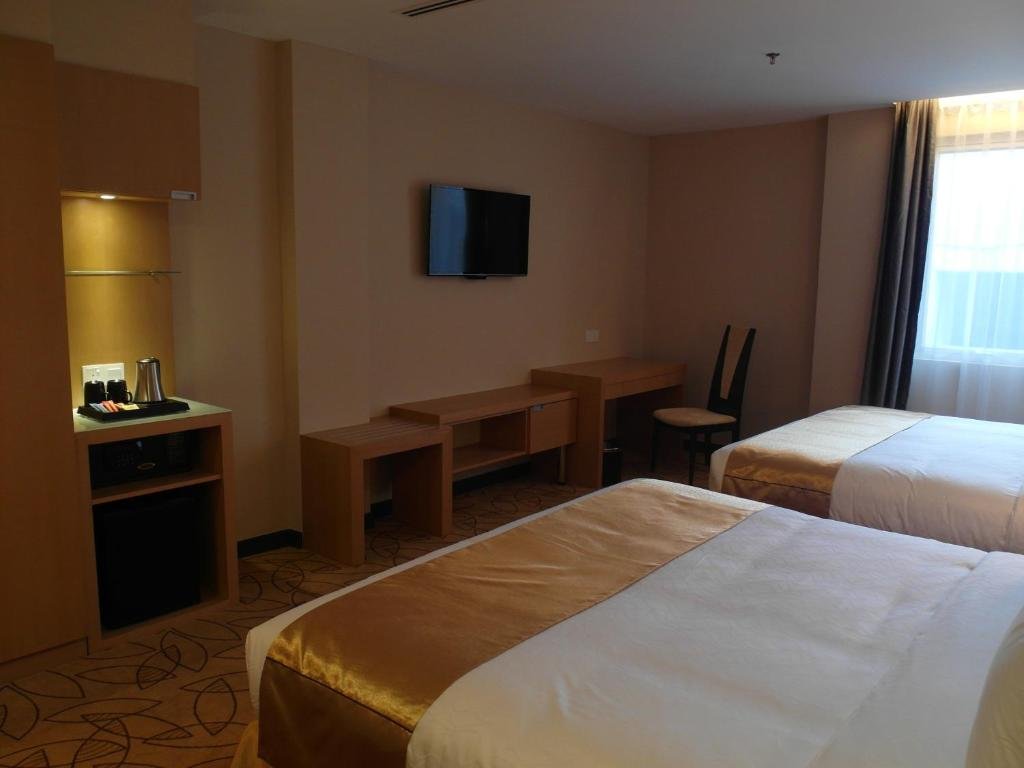 Фото Metro Hotel