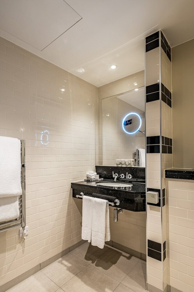 Фото Отель The Clermont London