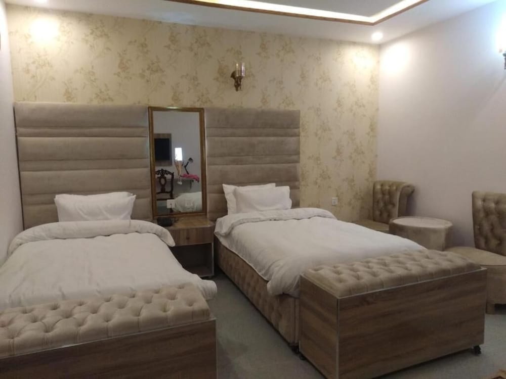 Фото Shanze Hotel And Suites