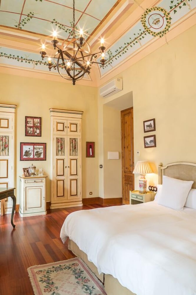 Фото Hotel Casa Palacio Conde de la Corte