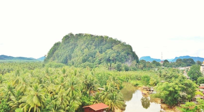 Фото Sinkiat Buri Hotel