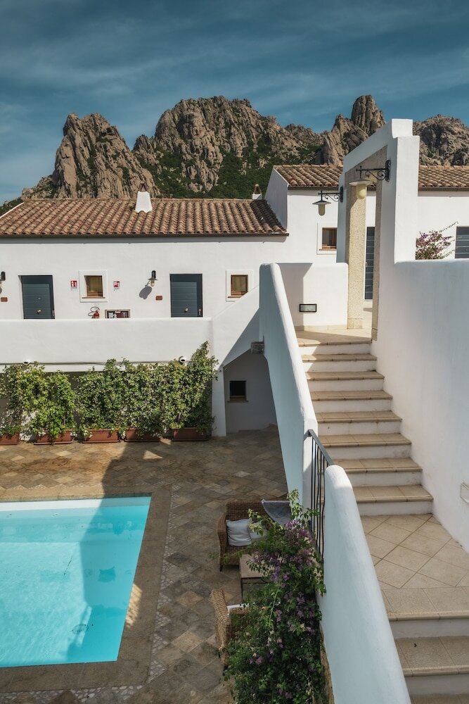 Фото Hotel Borgo Antico San Pantaleo